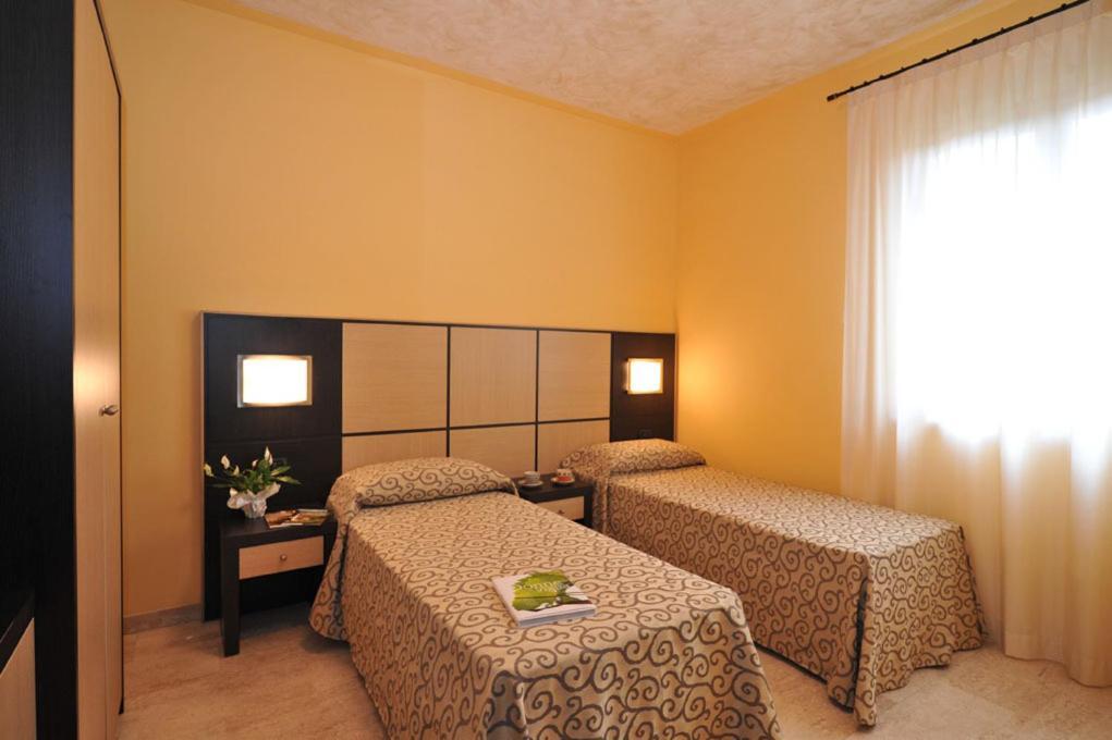 Ai Pigni De Ceru Bed & Breakfast Fumane Phòng bức ảnh